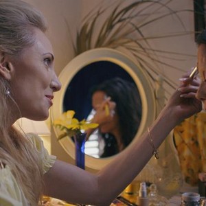 THE CLEANING LADY, FROM LEFT: ALEXIS KENDRA, RACHEL ALIG, 2018. © RLJE FILMS