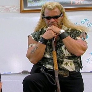 how much does dog the bounty hunter make a year