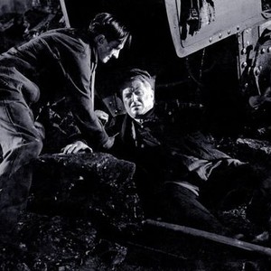 Train of Events (1952) photo 5