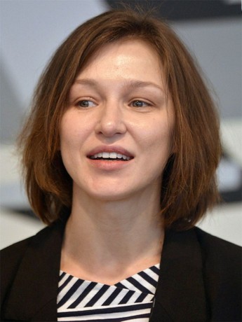 Amazon oroli porno oyin