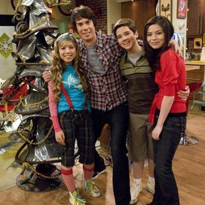 iCarly, from left: Jennette McCurdy, Jerry Trainor, Nathan Kress, Miranda Cosgrove, 09/08/2007, ©NICK