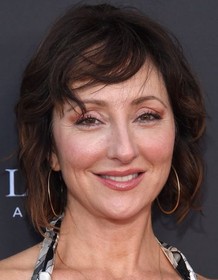 Carmen Cusack