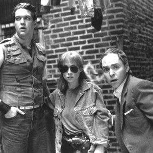 PENN & TELLER GET KILLED, from left: Penn Jillette, Caitlin Clarke, Teller, 1989, © Warner Brothers