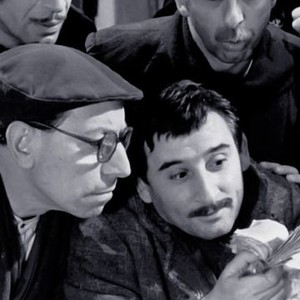 The Overcoat (1952) photo 3