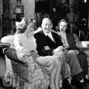 DARK VICTORY, from left: Bette Davis, director Edmund Goulding, Geraldine Fitzgerald, on set, 1939
