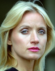 Fiona Curzon