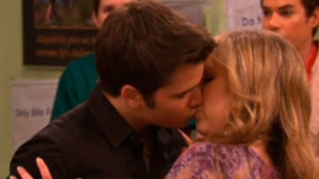 Icarly season 4 episode 1 on sale