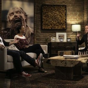 Talking Dead, Scott Porter (L), Aisha Tyler (C), Chris Hardwick (R), 'Season 2', 10/14/2012, ©AMC