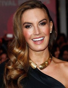 Elizabeth Chambers