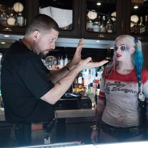 SUICIDE SQUAD, from left: director David Ayer, Margot Robbie, on set, 2016. ph: Clay Enos/© Warner Bros.
