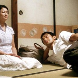STILL WALKING, (aka ARUITEMO ARUITEMO, aka EVEN IF YOU WALK AND WALK), from left: Yui Natsukawa, Hiroshi Abe, 2008. Ph: Still Walking Production Committee/©IFC Films