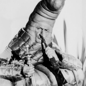 ALICE IN WONDERLAND, Ned Sparks, as the Caterpillar, 1933
