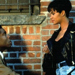 STRICTLY BUSINESS, Joseph C. Phillips, Halle Berry, 1991