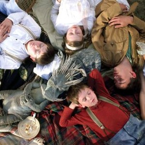 FIVE CHILDREN AND IT, It, Alexander Pownall, Jessica Claridge, Freddie Highmore, Jonathan Bailey, Poppy Rogers, 2004