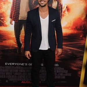 Taylor Lautner at arrivals for AMERICAN ULTRA Premiere, The Ace Hotel Downtown, Los Angeles, CA August 18, 2015. Photo By: Dee Cercone/Everett Collection