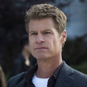 Witches of East End, Joel Gretsch, 'A Parching Imbued', Season 1, Ep. #9, 12/01/2013, ©LIFETIME