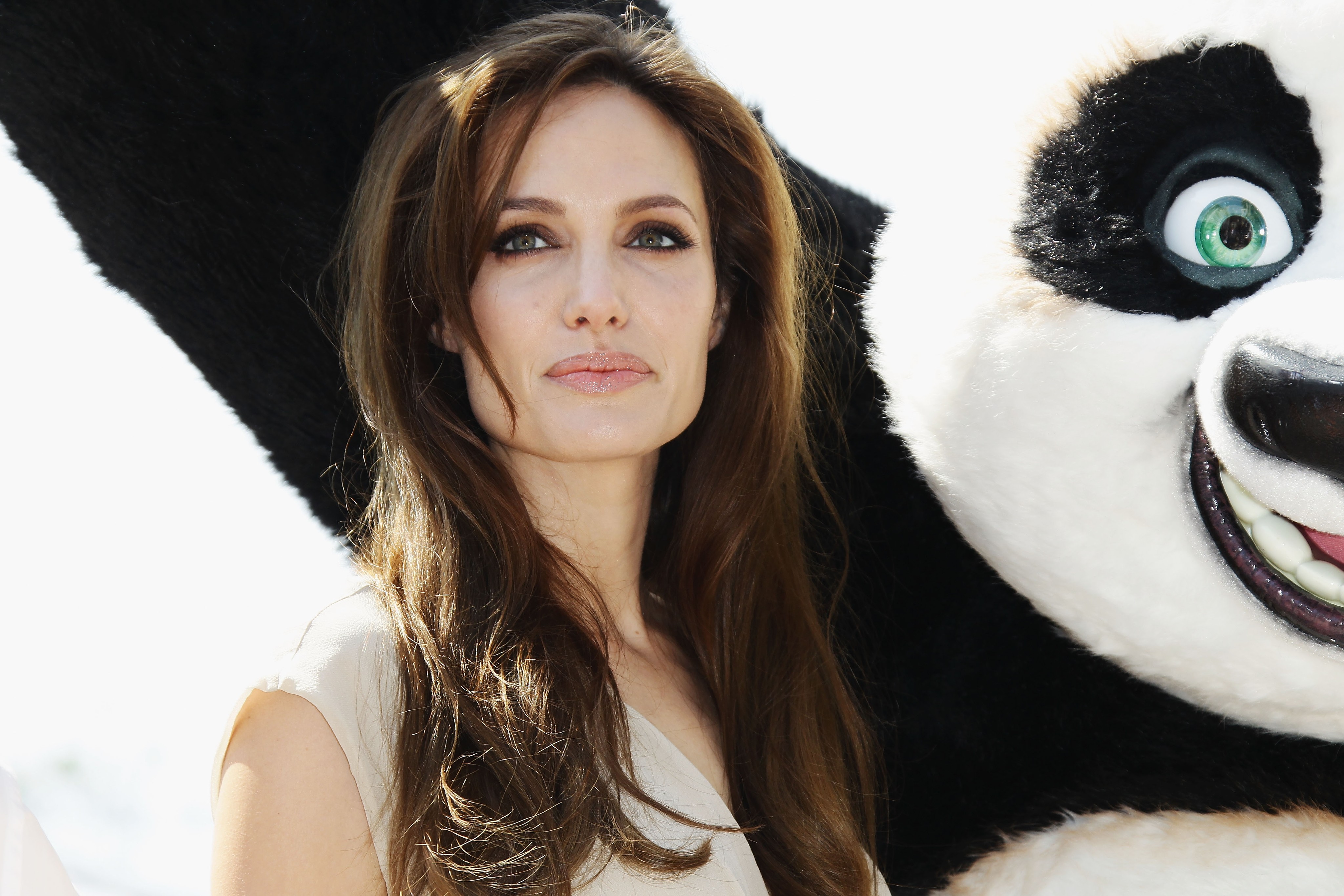 Kung Fu Panda 2 Official Clip Dragon Costume Fight Trailers