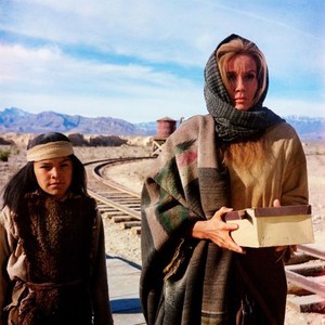 THE STALKING MOON, from left: Noland Clay, Eva Marie Saint, 1968