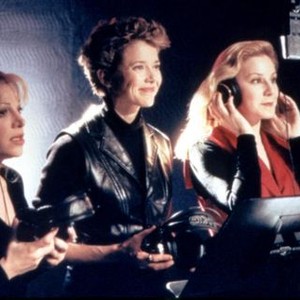 LOVE AFFAIR, Taylor Dayne, Annette Bening, Chloe Webb , 1994, (c)Warner Bros.