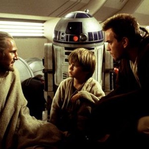 STAR WARS: EPISODE I - THE PHANTOM MENACE, Liam Neeson, Jake Lloyd, Ewan McGregor, 1999