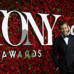 Jake Gyllenhaal at arrivals for 70th Annual Tony Awards 2016 - Arrivals 2, Beacon Theatre, New York, NY June 12, 2016. Photo By: Kristin Callahan/Everett Collection