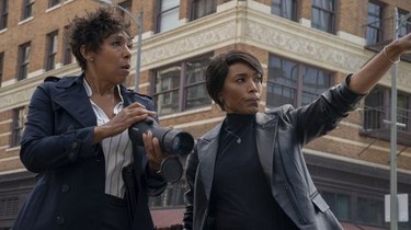 911 season 4 episode 1 full episode outlet