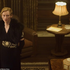 Tilda Swinton as Elizabeth Abbott in "The Curious Case of Benjamin Button." photo 16
