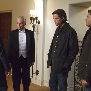 Supernatural, Kevin McNulty (L), Jared Padalecki (C), Jensen Ackles (R), 'Ask Jeeves', Season 10, Ep. #6, 11/18/2014, ©KSITE