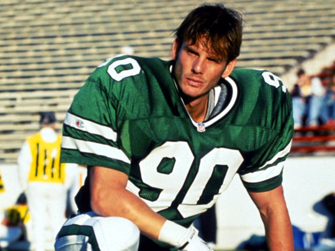 Rise & Walk: The Dennis Byrd Story Pictures - Rotten Tomatoes