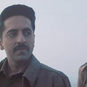 ARTICLE 15, (AKA ARTICLE FIFTEEN), AYUSHMANN KHURRANA (CENTER), 2019. © ZEE STUDIOS