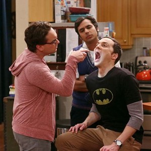 The Big Bang Theory, Johnny Galecki (L), Kunal Nayyar (C), Jim Parsons (R), 09/24/2007, ©CBS