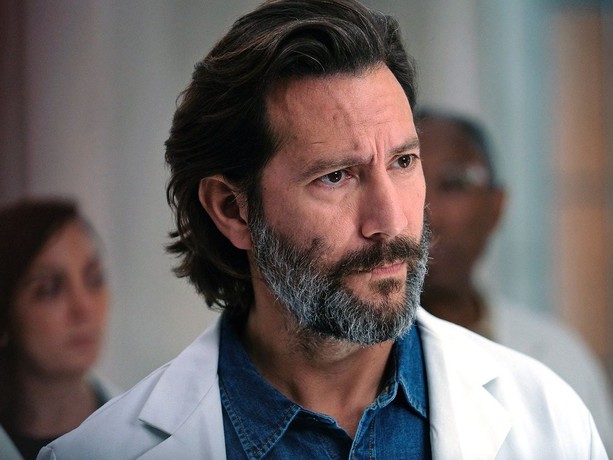 The passage season 1 episode 1 watch online shop