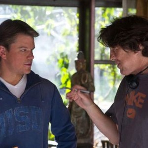 WE BOUGHT A ZOO, from left: Matt Damon, director Cameron Crowe, on set, 2011. ph: Neal Preston/TM and copyright ©Twentieth Century Fox Film Corporation. All rights reserved.