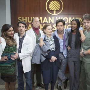 The Mindy Project, from left: Mindy Kaling, Chris Messina, Dan Bakkedahl, Beth Grant, Ed Weeks, Xosha Roquemore, Ike Barinholtz, 'What To Expect When You're Expanding', Season 3, Ep. #20, 03/17/2015, ©FOX