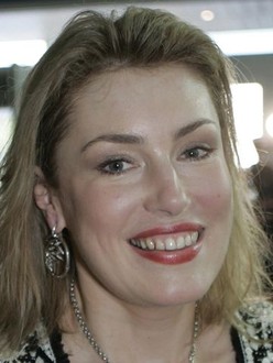 Ayol bodibilding porno aktrisalar Belaruslik erkaklar xotinlarining pornografik fotosuratlarini joylashtirdilar.