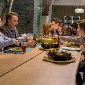WHY HIM?, from left: Megan Mullally, Bryan Cranston, Zoey Deutch, James Franco, Griffin Gluck, 2016, ph: Scott Garfield/TM and copyright ©20th Century Fox. All rights reserved.