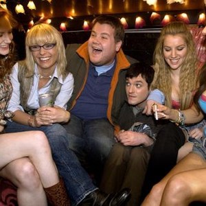LESBIAN VAMPIRE KILLERS, MyAnna Buring (with eyeglasses), James Corden (orange collar), Mathew Horne (third from right), 2009. ©Momentum Pictures