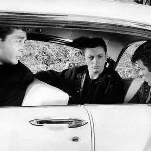 THUNDER ROAD, James Mitchum (center), 1958