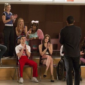GLEE, from left: Blake Jenner, Heather Morris, Becca Tobin, Darren Criss, Alex Newell, Melissa Benoist, Jenna Ushkowitz, 'Guilty Pleasures', Season 4, Ep. #17, 03/21/2013, ©FOX