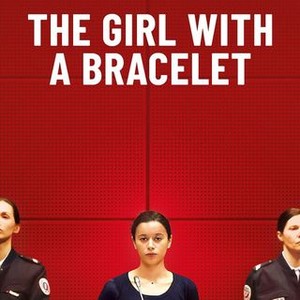 The Girl With a Bracelet (2019) photo 16