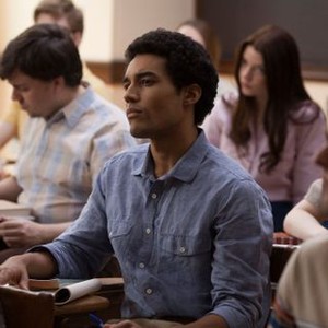 BARRY, DEVON TERRELL, AS BARACK OBAMA, 2016. PH: LINDA KALLERUS/© NETFLIX