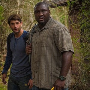 Zoo, James Wolk (L), Nonso Anozie (R), 'The Silence Of The Cicadas', Season 1, Ep. #3, 07/14/2015, ©KSITE