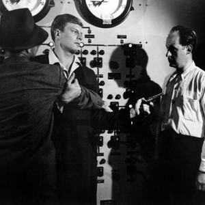 KILLERS FROM SPACE, Peter Graves (center), Jack Daly (right), 1954