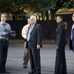 Major Crimes, from left: Phillip P Keene, Raymond Cruz, G.W. Bailey, Kearran Giovanni, Michael Paul Chan, 'There's No Place Like Home', Season 2, Ep. #9, 08/05/2013, ©TNT