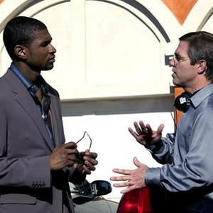IN THE MIX, Usher Raymond, director Ron Underwood on set, 2005, (c) Lions Gate