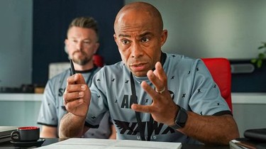Season 8 episode 1 watch hot sale