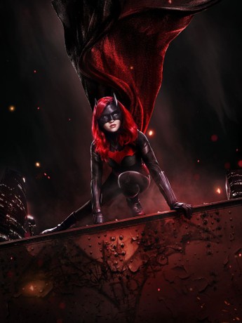 Batwoman online season 1 2025