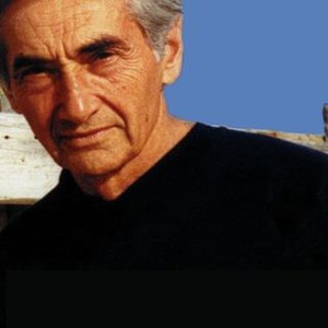 Howard Zinn: You Can't Be Neutral on a Moving Train (2004) photo 5