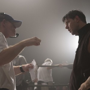 RUSSELL CROWE (as Jim Braddock) and Director RON HOWARD (left) on the set of "Cinderella Man."