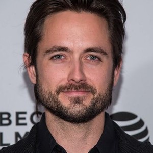 Justin Chatwin Online